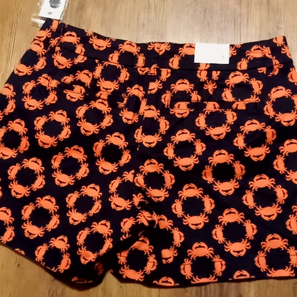 Crown & ivy nwt pink navy crab shorts 😍 - Picture 4 of 5